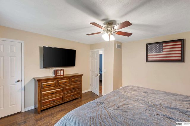 13524 Redwood Street, Omaha, NE 68138