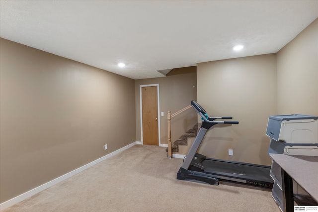 13524 Redwood Street, Omaha, NE 68138