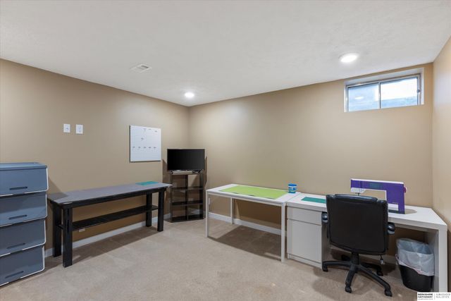 13524 Redwood Street, Omaha, NE 68138