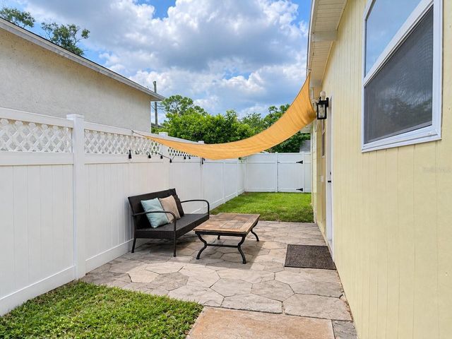 217 50TH TER N, St Petersburg, FL 33703