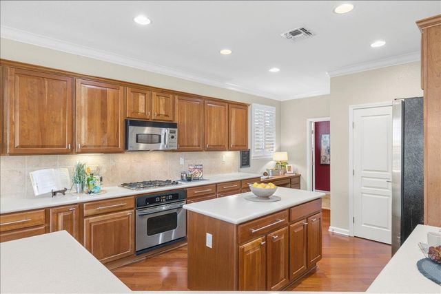 632 Orchid Ln, Lincoln, CA 95648