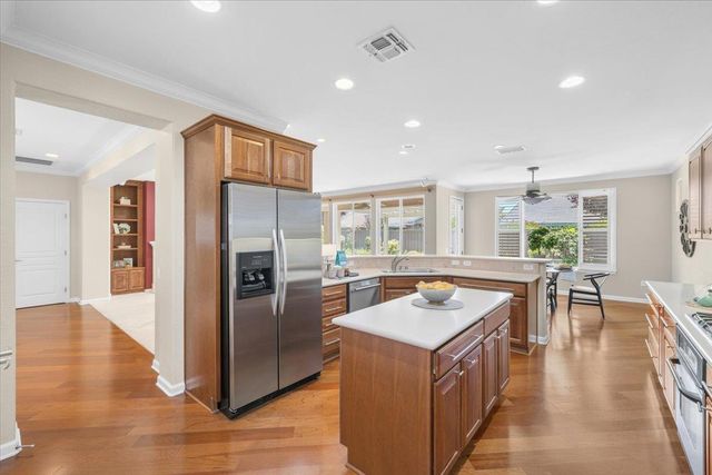632 Orchid Ln, Lincoln, CA 95648
