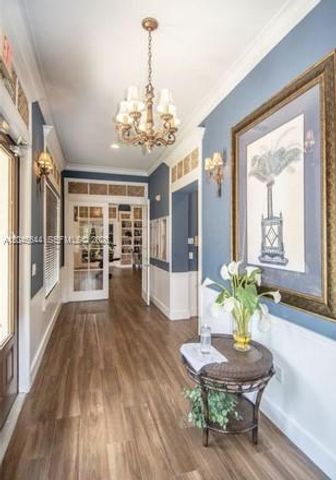 6841 SW 44th Street 204, Miami, FL 33155