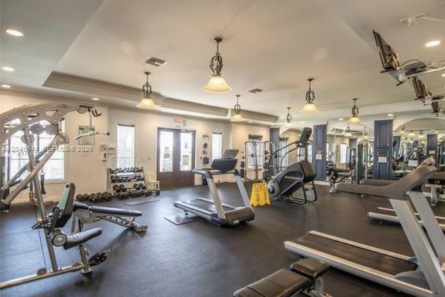 6841 SW 44th Street 204, Miami, FL 33155