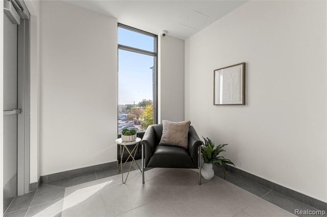 156 N Center Unit 202, Northville, MI 48167