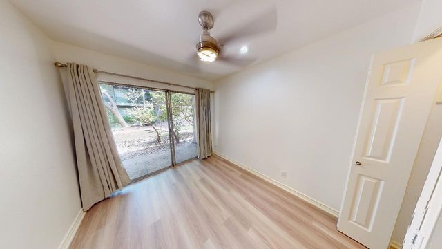 500 E Riverside DR 132, Austin, TX 78704