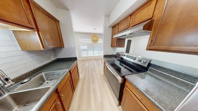 500 E Riverside DR 132, Austin, TX 78704