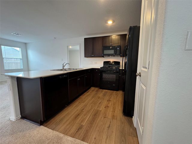 129 Tufted Duck PATH, Uhland, TX 78640