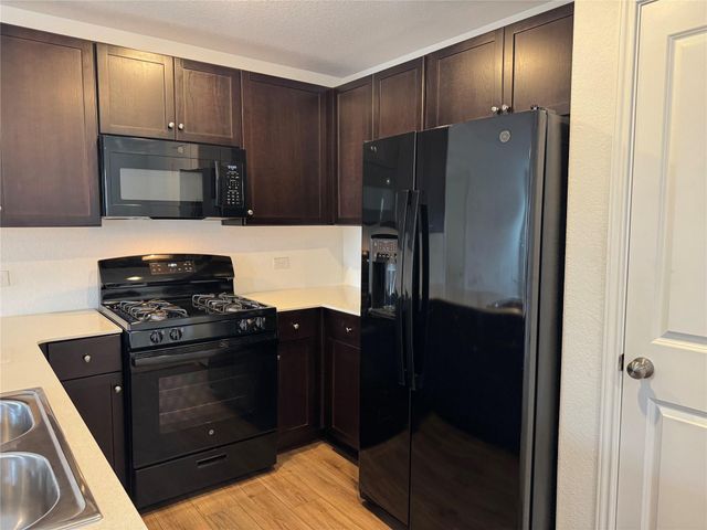 129 Tufted Duck PATH, Uhland, TX 78640