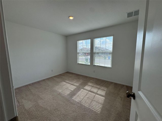 129 Tufted Duck PATH, Uhland, TX 78640