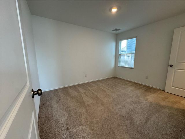 129 Tufted Duck PATH, Uhland, TX 78640