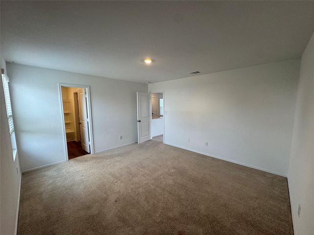 129 Tufted Duck PATH, Uhland, TX 78640