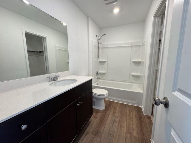 129 Tufted Duck PATH, Uhland, TX 78640
