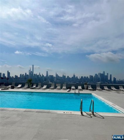 6050 Boulevard East 12D, West New York, NJ 07093