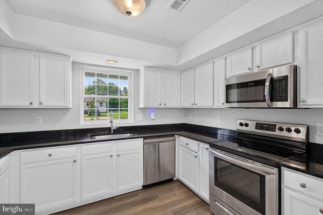 427 PALMER ST, Fredericksburg, VA 22401