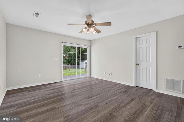 427 PALMER ST, Fredericksburg, VA 22401