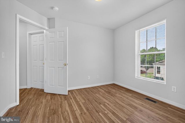 427 PALMER ST, Fredericksburg, VA 22401