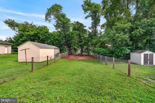 427 PALMER ST, Fredericksburg, VA 22401
