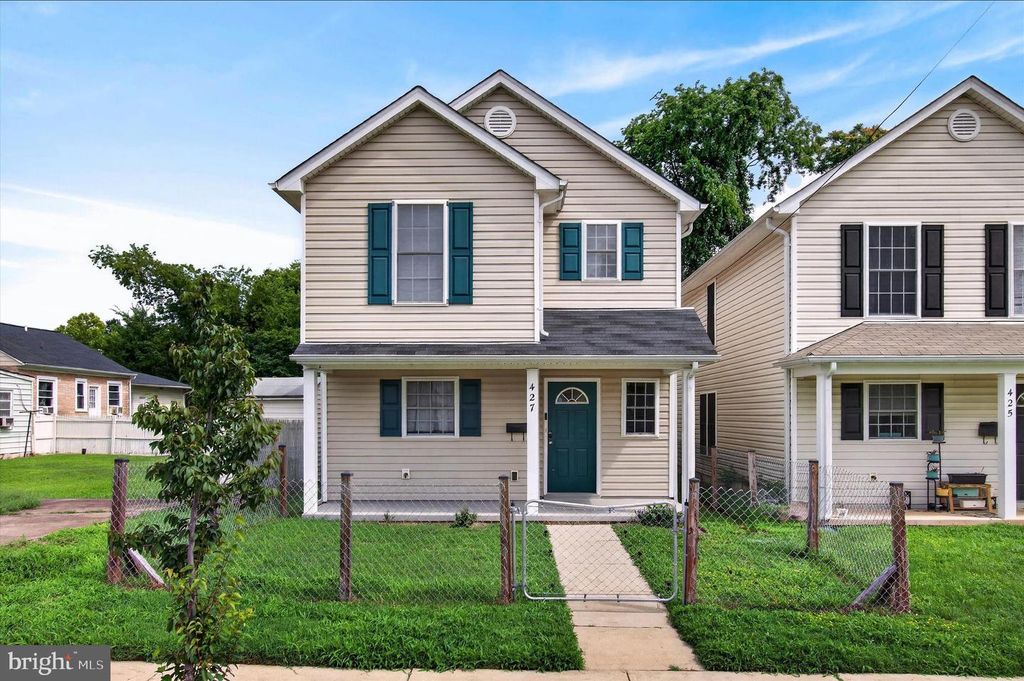 427 PALMER ST, Fredericksburg, VA 22401