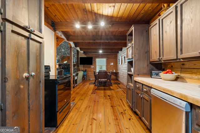 299 South L Street, Pine Mountain Valley, GA 31823