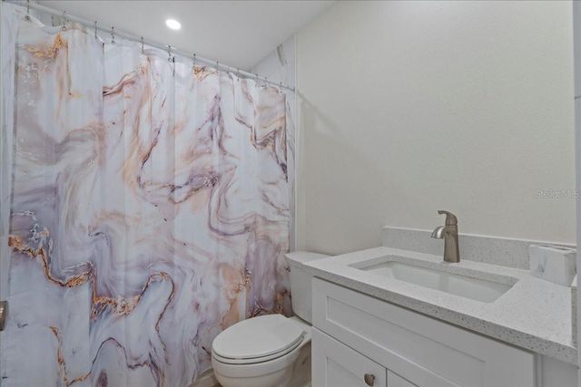2405 VANCOUVER LANE, North Port, FL 34286