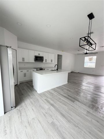 1717 BLOSSOM CIRCLE W, Lakeland, FL 33805