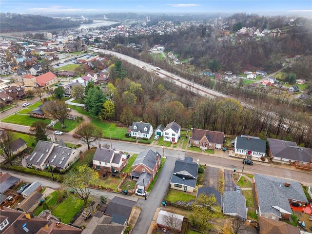 1107 Constitution Street, Tarentum, PA 15084