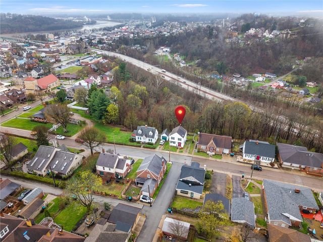 1107 Constitution Street, Tarentum, PA 15084