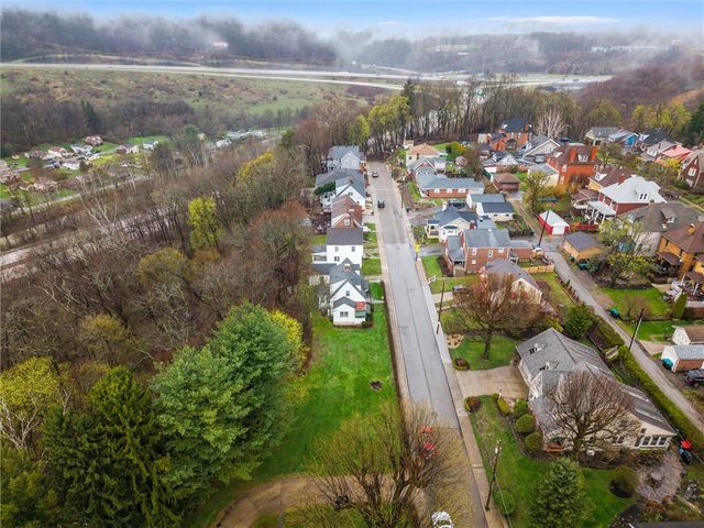 1107 Constitution Street, Tarentum, PA 15084