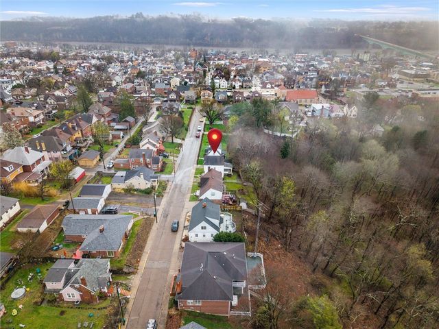 1107 Constitution Street, Tarentum, PA 15084