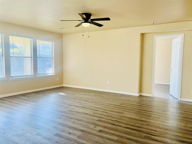 19422 Remington Wick Drive, Houston, TX 77073