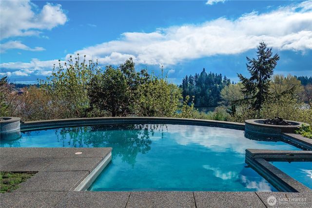 1205 11th Court SW, Olympia, WA 98502
