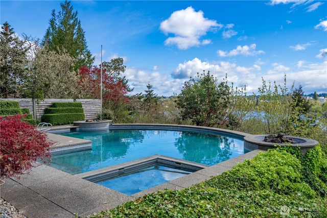 1205 11th Court SW, Olympia, WA 98502