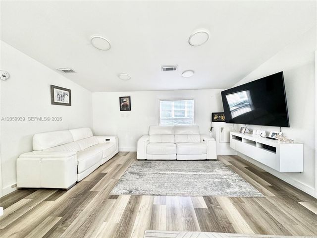 10692 N Branch Road 0, Boca Raton, FL 33428