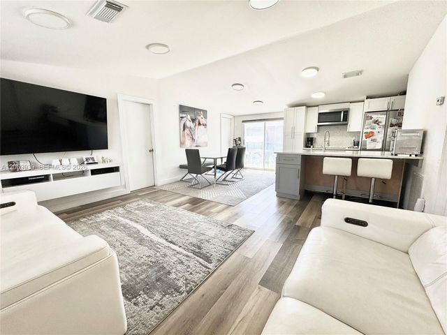 10692 N Branch Road 0, Boca Raton, FL 33428