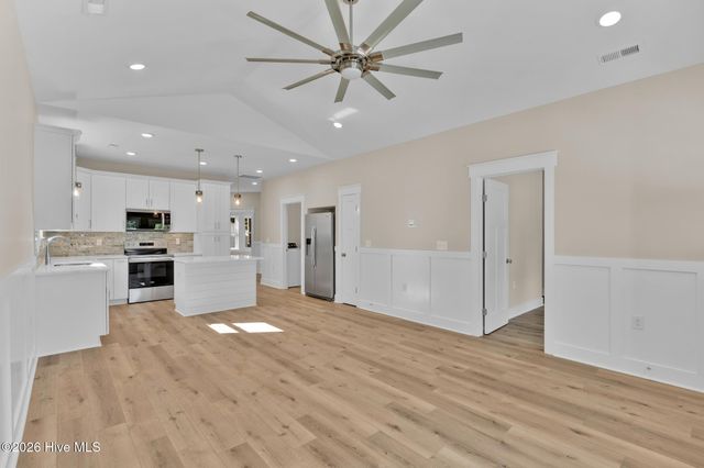 225 NE 75th Street, Oak Island, NC 28465
