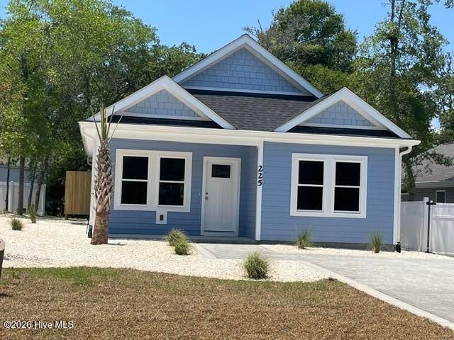 225 NE 75th Street, Oak Island, NC 28465