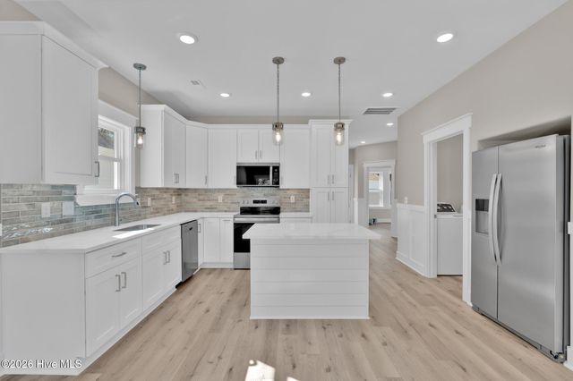 225 NE 75th Street, Oak Island, NC 28465