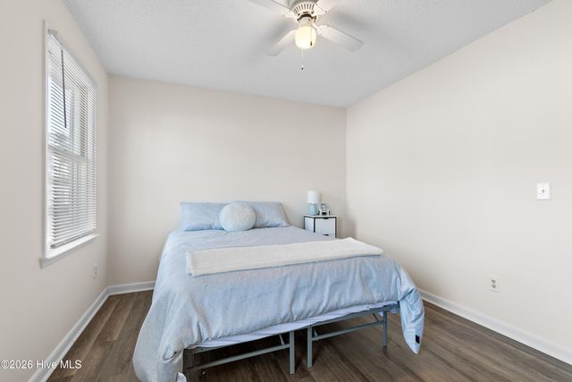 128 Lullwater Drive Unit B, Wilmington, NC 28403