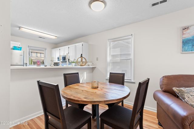 128 Lullwater Drive Unit B, Wilmington, NC 28403