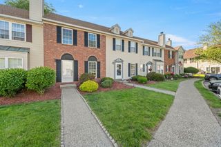8 Moore Lane, Washingtonville, NY 10992