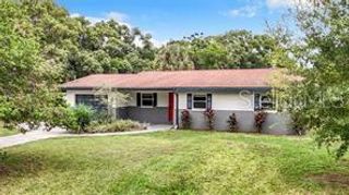8923 N ARRAWANA AVENUE, Tampa, FL 33614