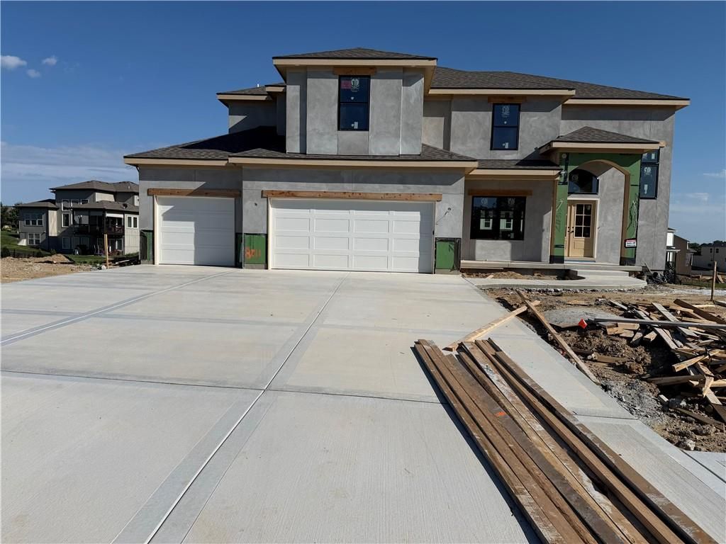 8211 NW 90TH Terrace, Kansas City, MO 64153