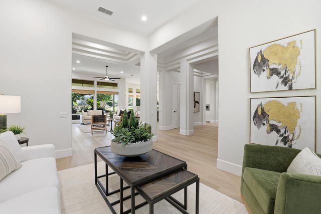 1663 Barn Valley Ln, Lincoln, CA 95648
