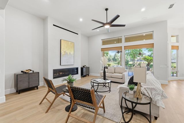 1663 Barn Valley Ln, Lincoln, CA 95648
