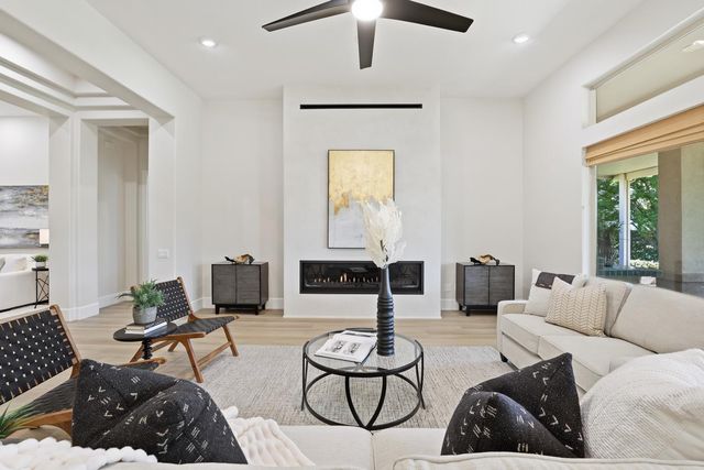 1663 Barn Valley Ln, Lincoln, CA 95648