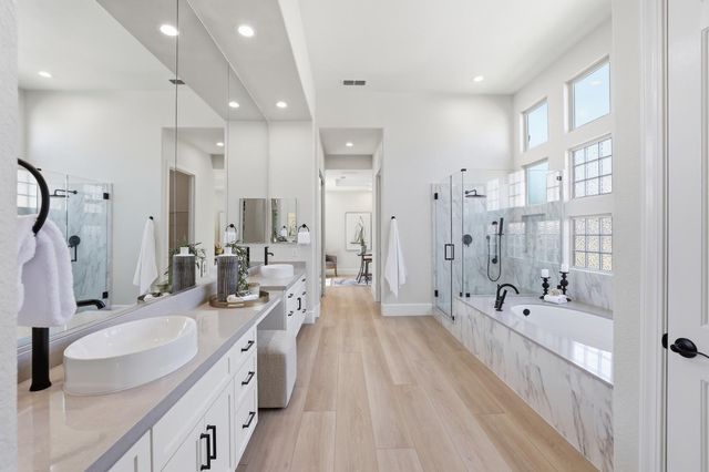 1663 Barn Valley Ln, Lincoln, CA 95648