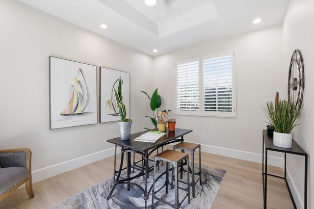 1663 Barn Valley Ln, Lincoln, CA 95648