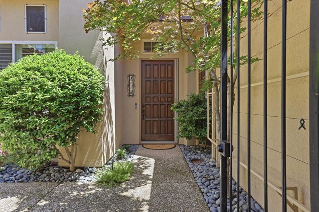 1663 Barn Valley Ln, Lincoln, CA 95648
