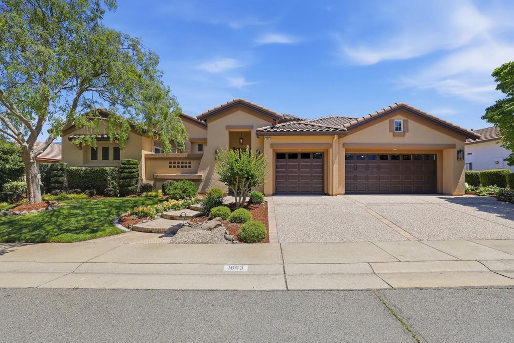 1663 Barn Valley Ln, Lincoln, CA 95648